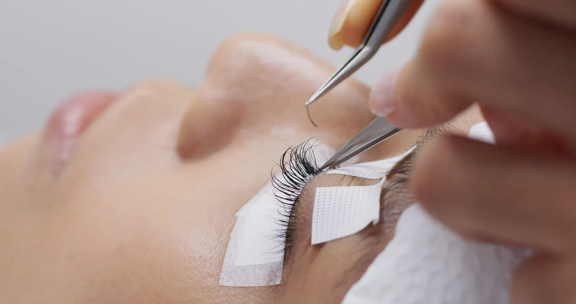Wimpernverlängerung bei Beauty Hair & Skin in Garbsen